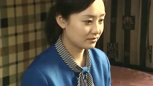 渴望城市:四叔来女生宿舍看小莲,二人独处,小莲心真大