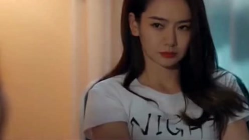 《北京女子图鉴》3个女人一台戏,戚薇看到闺蜜的表现,就一个"服"字