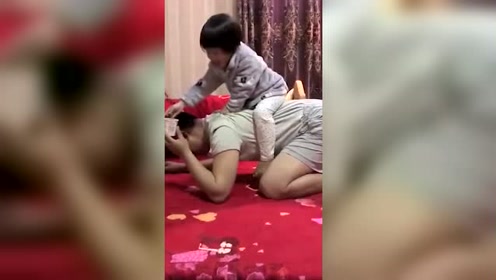 最朴实的老爸，为女儿做摇摇椅，配上音乐要笑了！