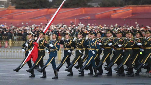 中国历年三军仪仗队阅兵对比,一年比一年气势更强,你喜欢哪一年?