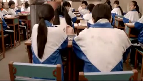 坐公交偶然听到这首老歌，我承认又一次戳中泪点