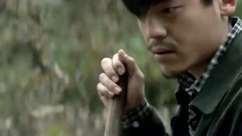 喊山：在丈夫坟前，别人都伤心，她突然笑了！