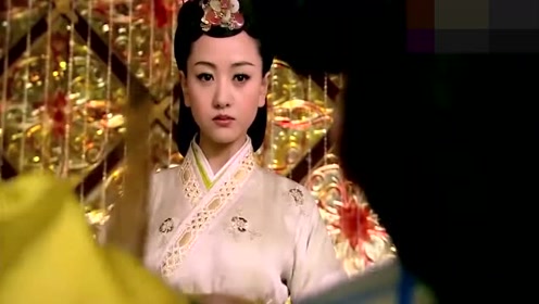 高湛宠幸了阿碧，以防怀孕，萧贵妃带人给阿碧灌避子汤药