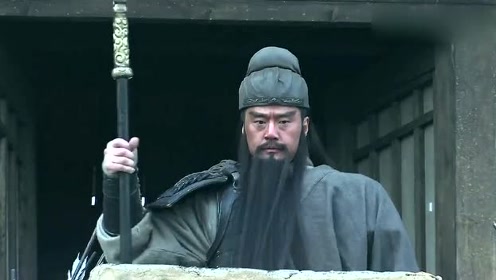 新三国:曹仁回到樊城,不料已经被关羽所占领,放他一条生路