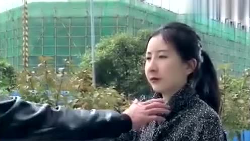 女子防身术:正面被揪住衣领如何脱身?美女教练亲身示范给你看