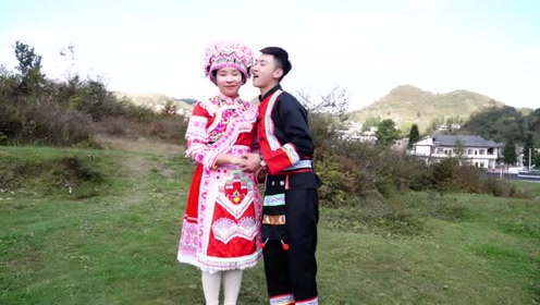 云南山歌《干姊干妹谈感情》杨志刚,许春飞演唱