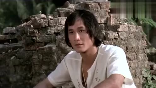 十字锁喉手:成英坤狮双战凌豪,最终凌豪死于锁喉手之下.