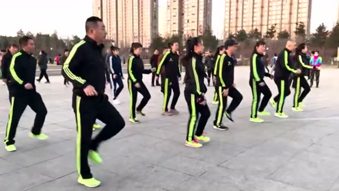 鬼步舞教学基础舞步,鬼步舞基本舞步视频