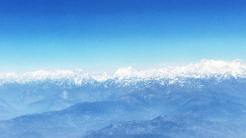 航拍喜马拉雅山脉 领略世界第一高峰珠穆朗玛峰的雄伟壮观