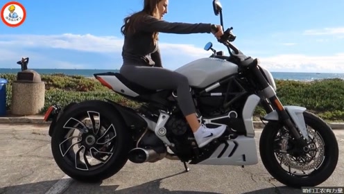 机车女孩给Ducati Xdiavel改装了碳纤维覆盖件，这机车看着就养眼