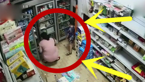 女子真是个"人渣"!以为四周无人,蹲下就是"大招",太恶心了!