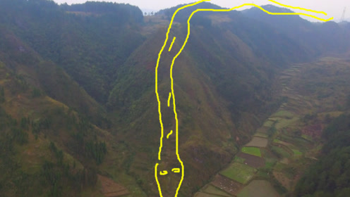 贵州发现一座"大蛇"山,神似大蛇下山,活灵活现,这样的山好美
