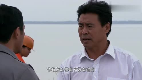 新圣水湖畔大结局:村里修路,乡长,老人,学生,小孩,全来帮忙