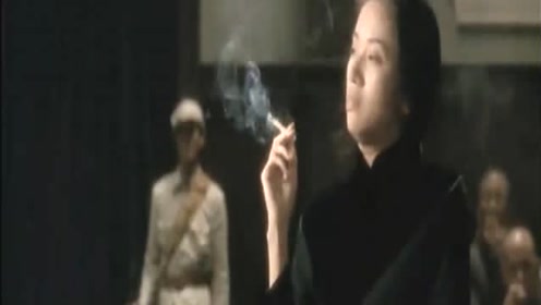 一首《风的季节》，多少80后回忆，梅艳芳成名曲，徐小凤的沧桑