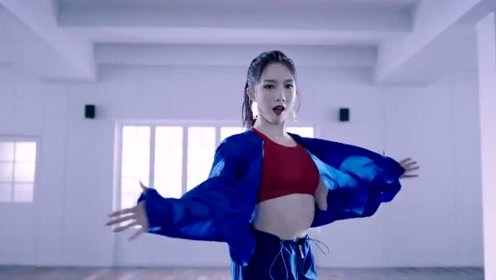 火箭少女101-孟美岐舞蹈版《犟》mv