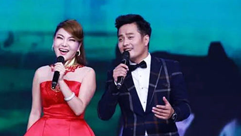 云朵现场献唱一首歌,高音贯云之势,真正上演教科书级