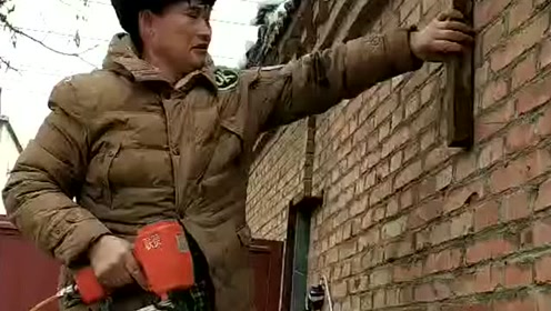 朱之文在家里的真实生活,穿着朴素随意,没有一点明星架子