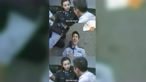简凡为救人质中弹,梁舞云疯了似的跑过去,谁料结果却让人笑了