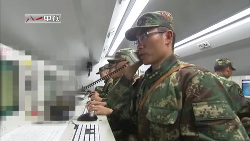 火箭军夜间实弹发射训练 号手动作熟练度满分!