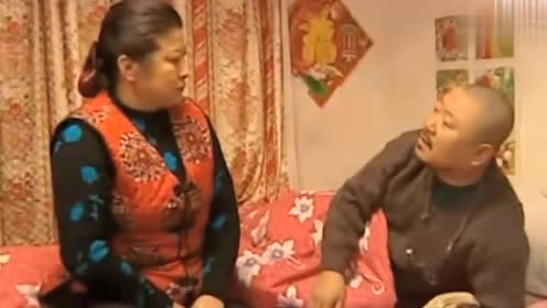大辣椒骂药匣子是囤老二,药匣子生气要去找小姑娘