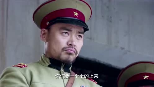 日军士兵被暗杀,大佐用百姓做诱饵设圈套,狙击手大怒一枪爆头