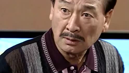 搞笑一家人发酒疯的俊河追着三寸丁爸爸满屋跑,被海美小狗式训练一秒