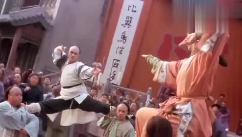 方世玉:雷老虎设下擂台比武招亲,方世玉应邀参加,百看不厌