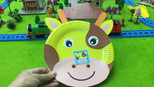 托马斯小火车玩益智趣味卡通贴纸手工纸盘玩具