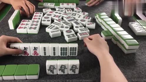 不要七小对!一心想做大牌!暗杠后成碰碰胡!又被上家抢先!