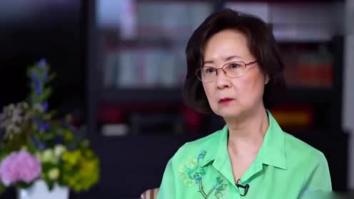 81岁琼瑶近照曝光,与儿媳合照似姐妹,2孙女颜值抢眼不输明星