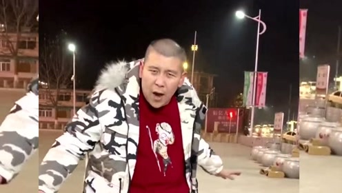 大石桥联盟翻唱《你的样子》,这走路姿势一看就是高手!