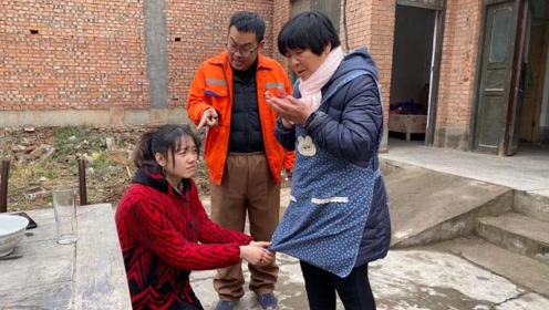 跟老公吵架,婆婆让我认错道歉,隔天我给婆婆一份协议,婆婆哭了