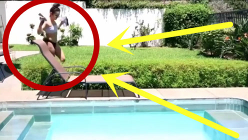 性感美女穿泳装作秀,不料下一秒接连出糗,再也没脸见人了!