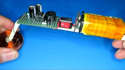 学霸动手制作出一架微型金属探测器,学渣的我表示看不懂!