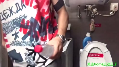 听说腹肌开瓶盖很火,我也来试试