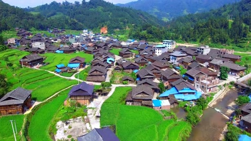 农村小伙带你走进贵州农村,感受美丽乡村,最美的侗族村寨