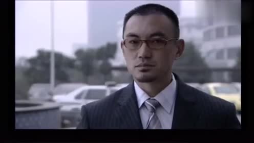 情非情:妻子撞了宝马,车主扣着不让走得赔80万,土豪老公霸气了