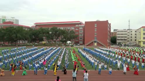 小飞虎陈亚江【舞蹈教学】哈密市五中千人麦西来甫舞成广播操