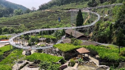 粤西第一条空中玻璃漂流,将于五一前开放,位于高州仙人洞风景区