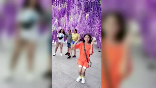 甜美可爱的宋小睿,舞蹈跳得真有节奏感!