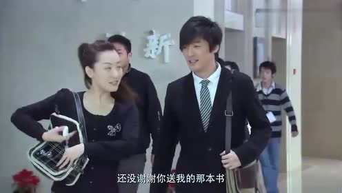 苦咖啡:沈离心情不好,陈琮请她吃饭麻辣一把,沈离直接答应!