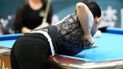 37岁九球天后身价8亿,为何偏爱"紧身衣"?真实原因让人沉思