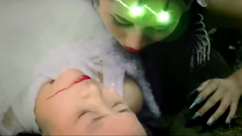 男女合体成为一人 生下了完美的小孩!