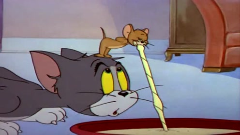猫和老鼠:杰瑞好大的胆子,居然站在汤姆的头上还偷它的奶喝!