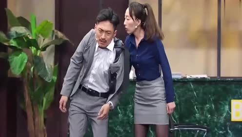 魏翔变身抢劫犯,爆笑上演《最囧银行大劫案2》,看一遍笑一遍!