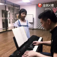 红星歌(热度:31404)由导师-赵梓茗（零基础学唱歌）翻唱，原唱歌手