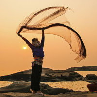 渔家姑娘在海边(热度:5266)由玖月往事随风（一路走来感恩有您）翻唱，原唱歌手秦嘉