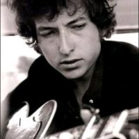 Knockin&apos; On Heaven&apos;s Door(Remaster)(热度:81)由Frank翻唱，原唱歌手Bob Dylan
