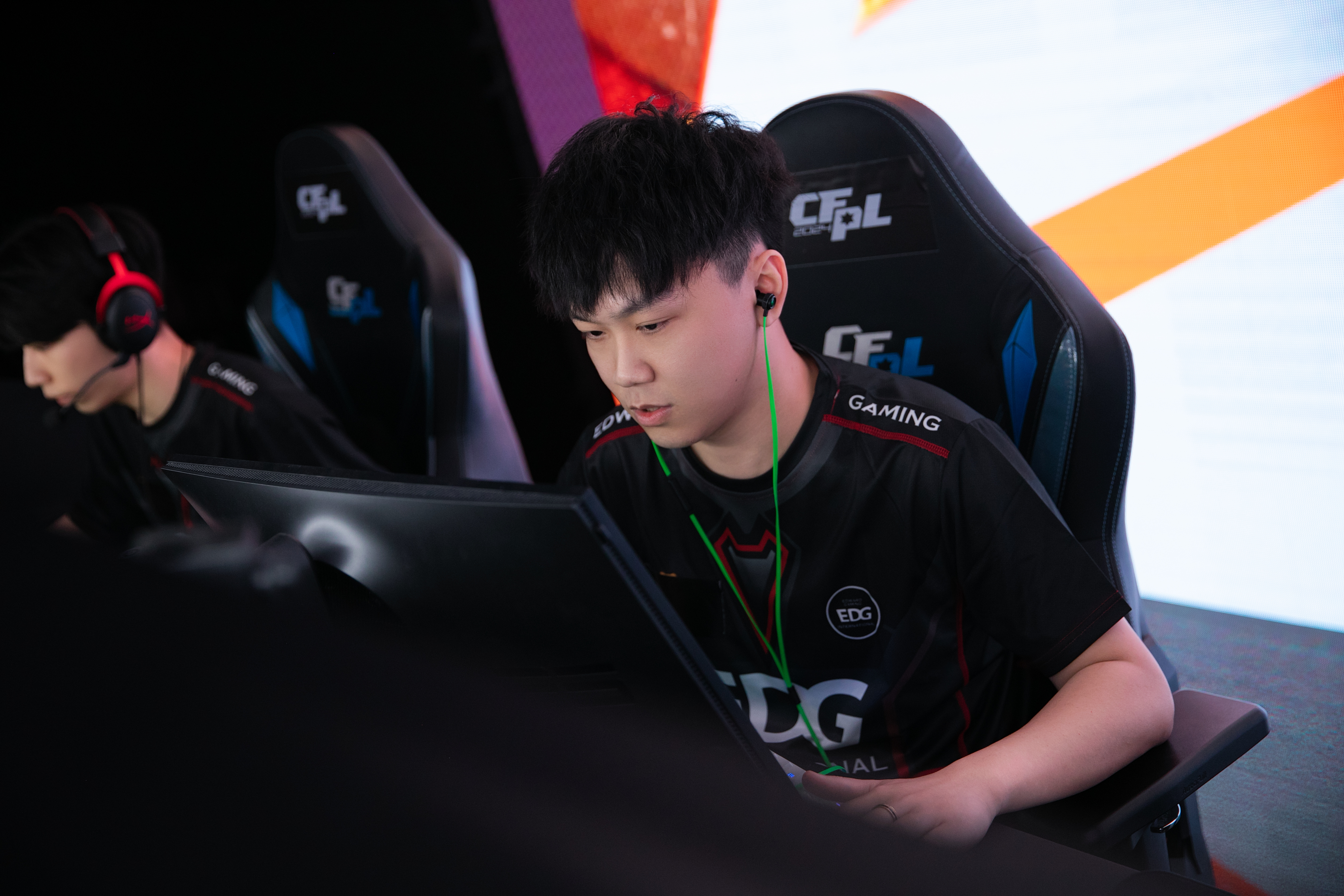 Q9雨寞与EPFirst正面交锋，XqluN率EDG挑战旧主BS
