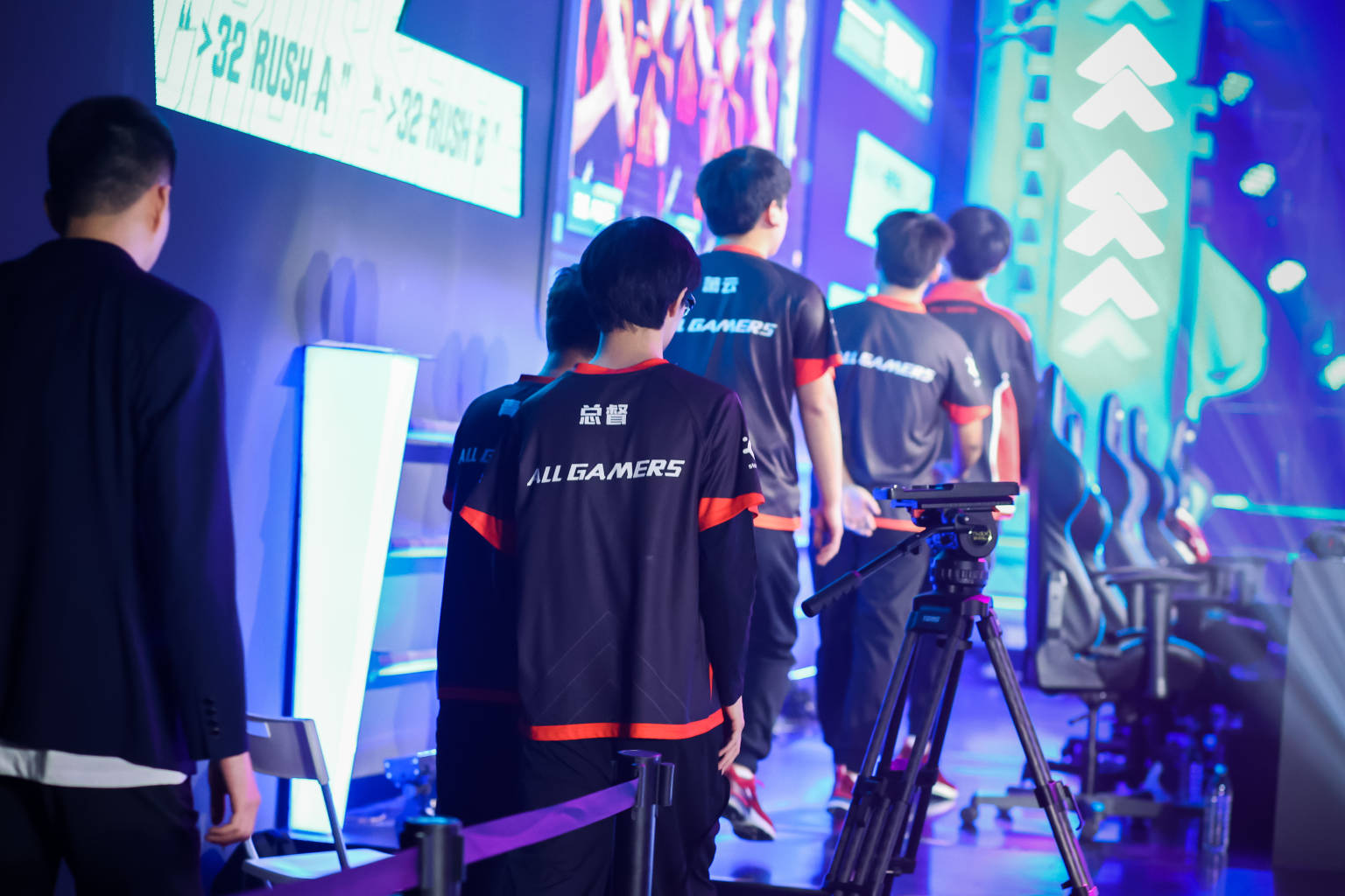 [CFML] 虎牙冠军龙腾杯A组前瞻：EP、AG强势领衔